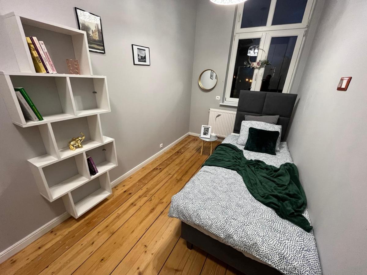 דירות ברצוו Apartament Przy Ratuszu מראה חיצוני תמונה